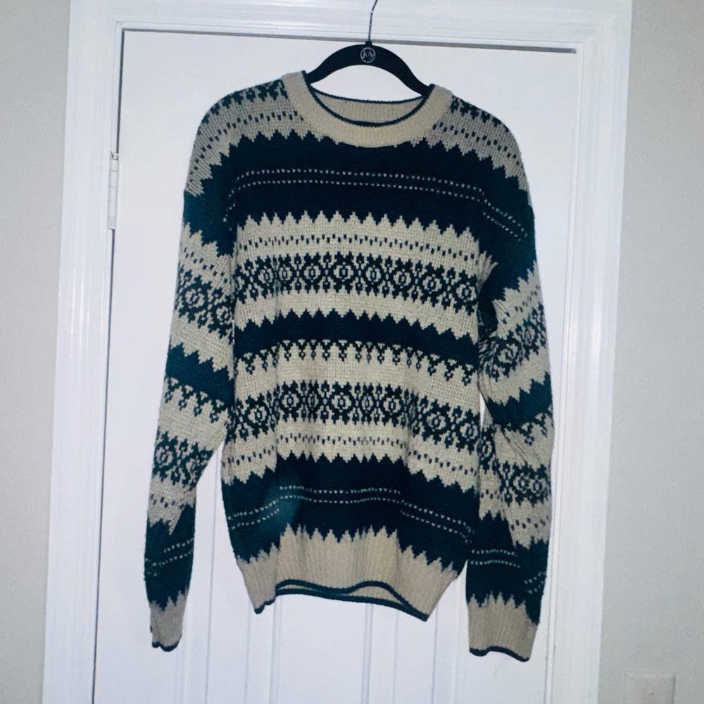 👑 VINTAGE SIZE L Men's Patterned Crewneck Sweater - Black and Cream - Picture 3 of 9